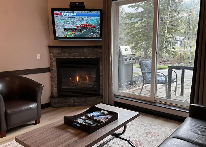 Cozy Canmore Resort With Mt View Hot Tub And Pool